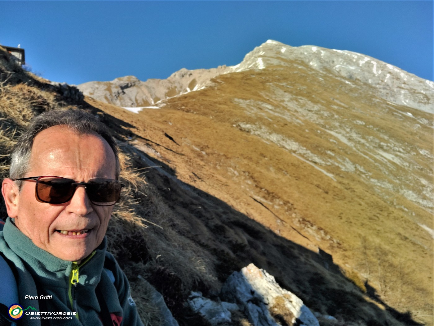 56 Poco sotto Capanna 2000 con vista sul Pizzo Arera.jpg